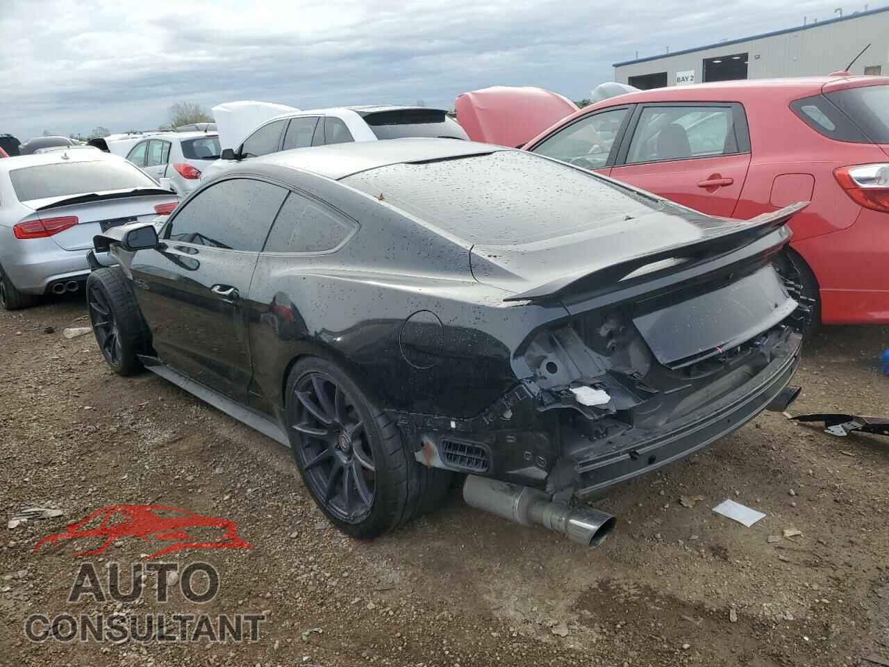 FORD MUSTANG 2017 - 1FA6P8CFXH5329281