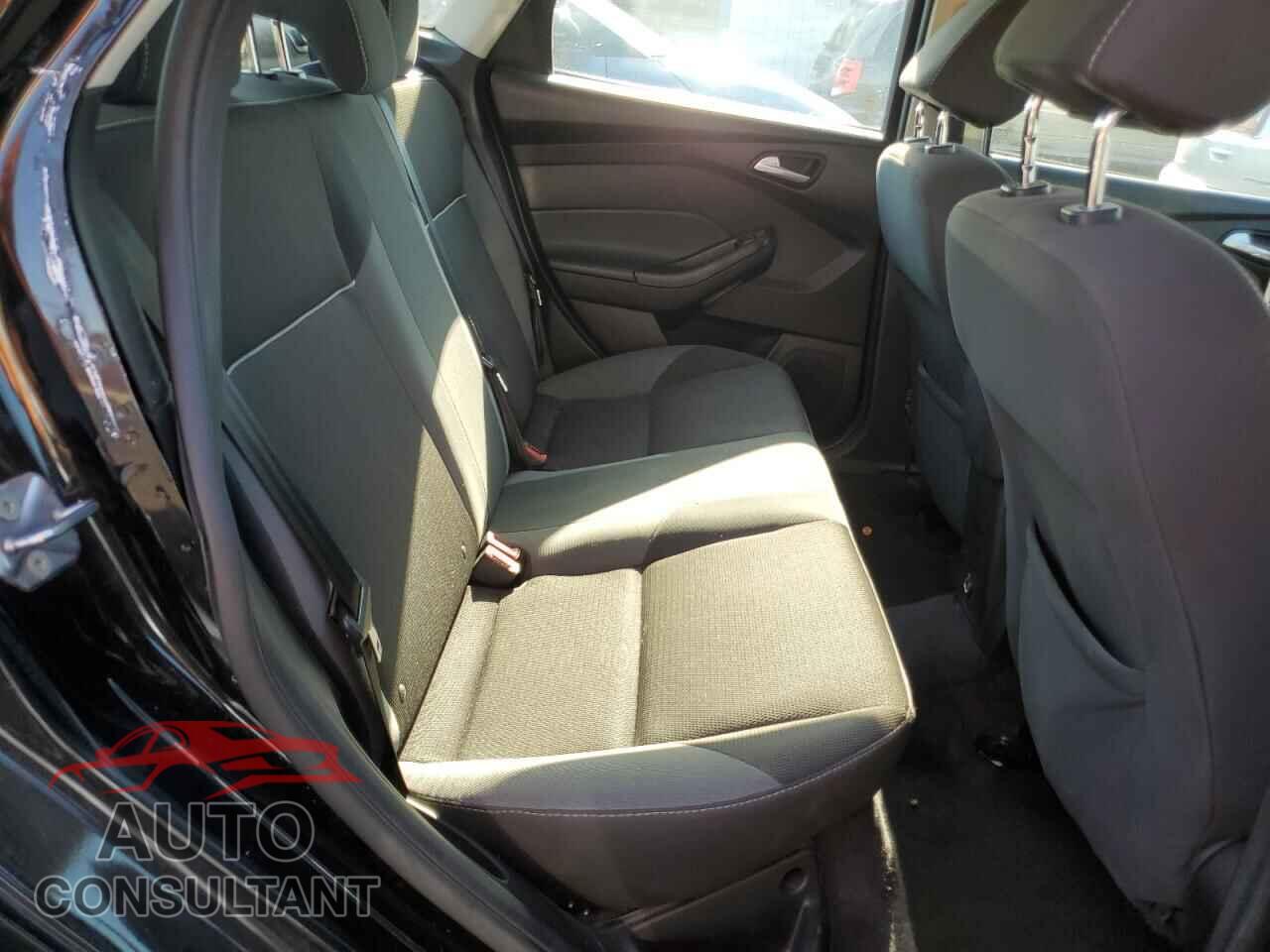 FORD FOCUS 2013 - 1FADP3F25DL201104