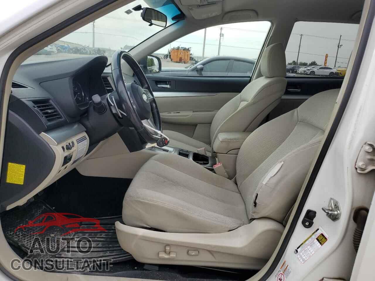 SUBARU OUTBACK 2011 - 4S4BRECC5B2351684