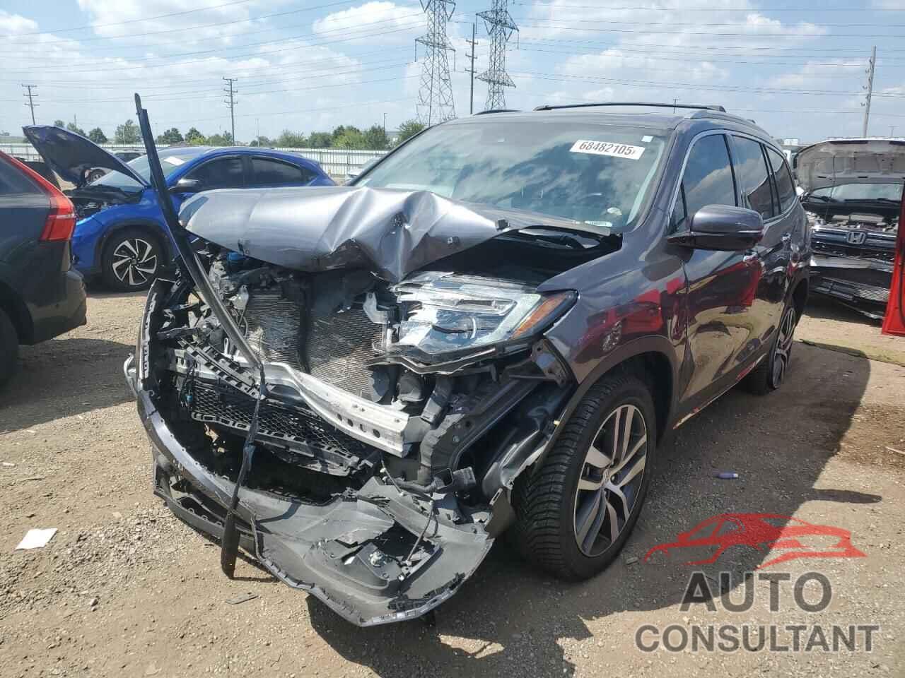 HONDA PILOT 2017 - 5FNYF6H96HB101211
