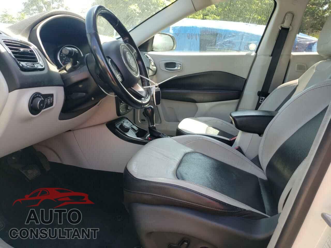 JEEP COMPASS 2021 - 3C4NJDCB9MT600063