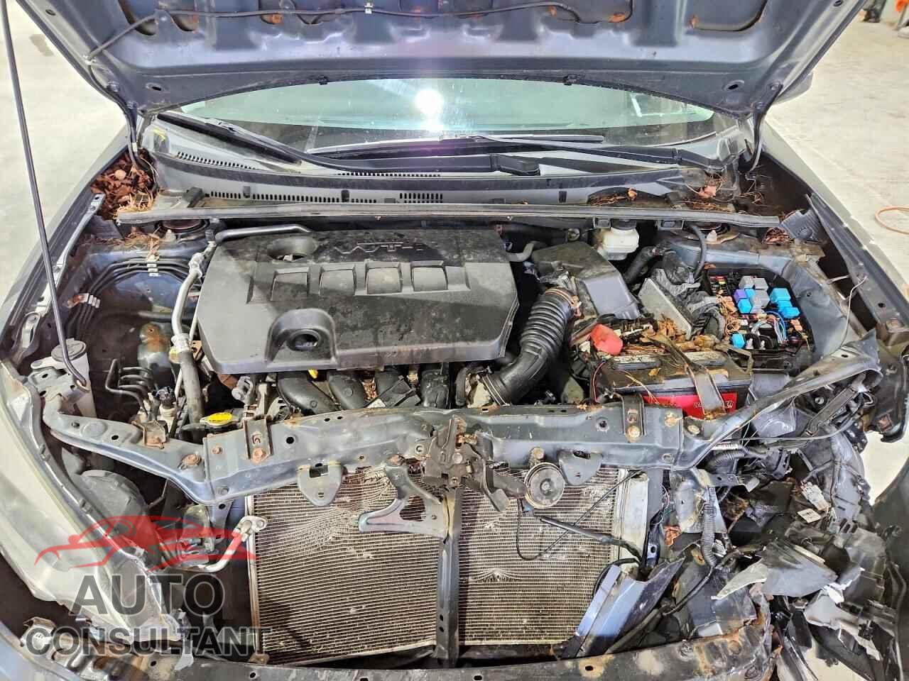 TOYOTA COROLLA 2014 - 2T1BURHE7EC005596