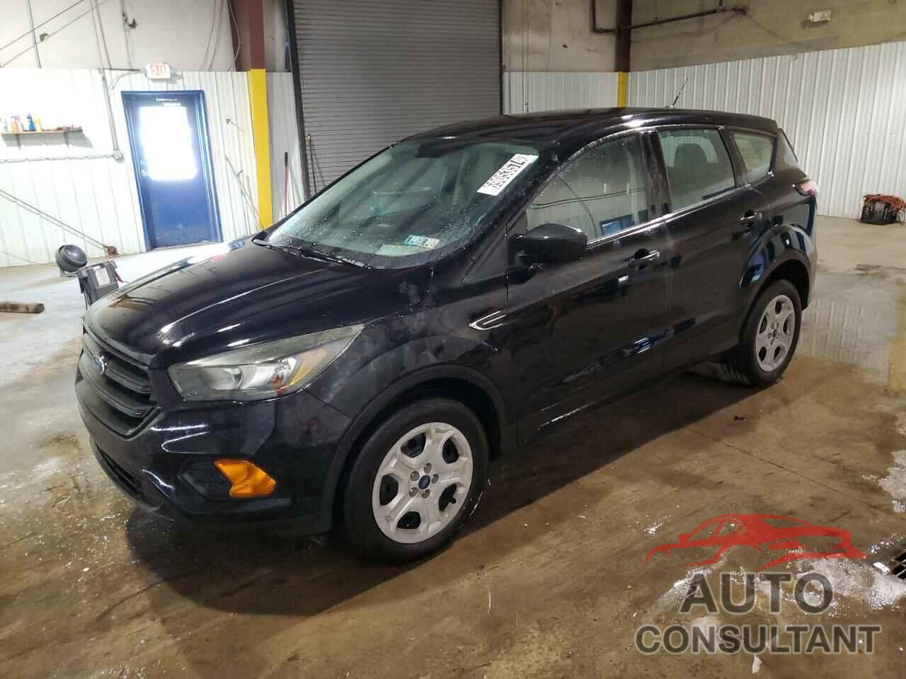 FORD ESCAPE 2018 - 1FMCU0F71JUB17162