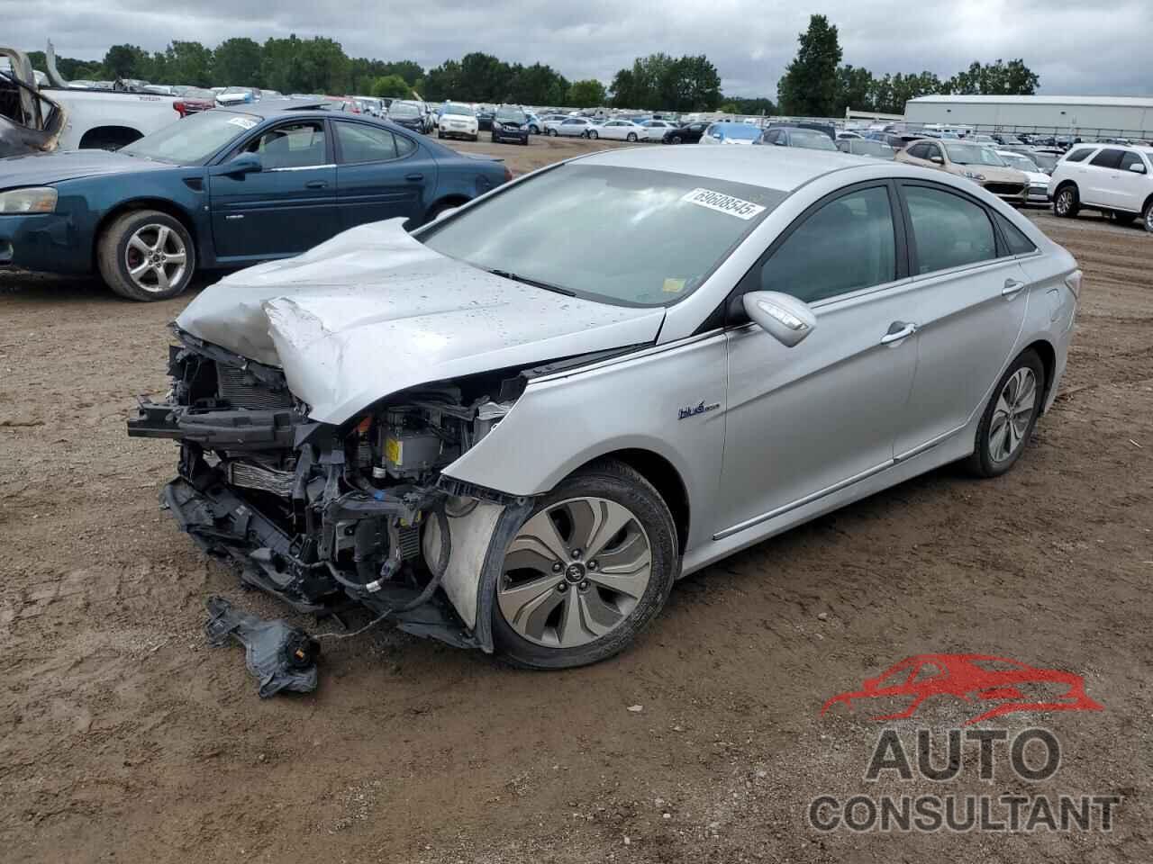 HYUNDAI SONATA 2013 - KMHEC4A44DA097558