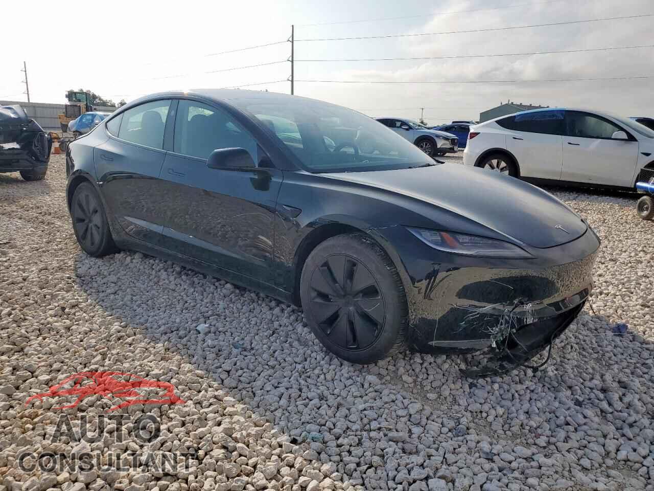 TESLA MODEL 3 2024 - 5YJ3E1EA2RF738872