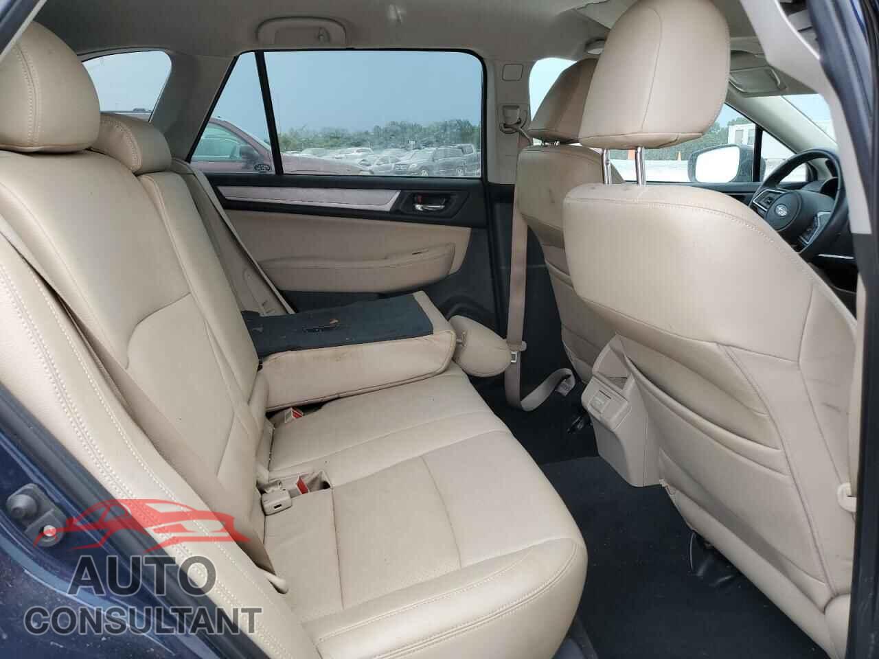 SUBARU OUTBACK 2018 - 4S4BSACC4J3290558