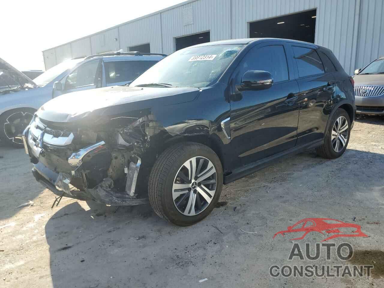 MITSUBISHI OUTLANDER 2023 - JA4ARUAU4PU009560