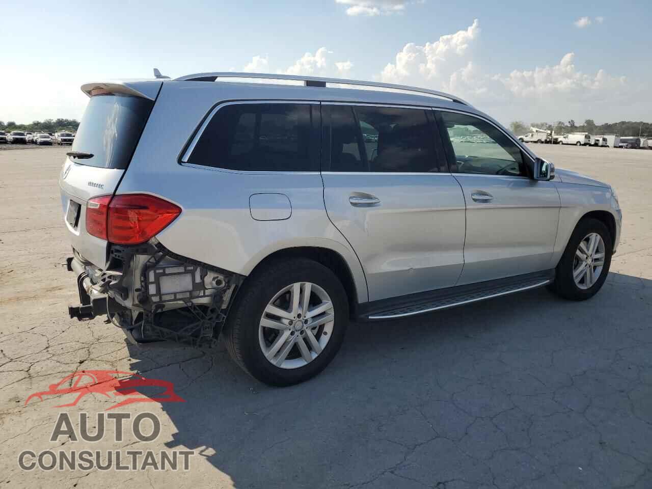 MERCEDES-BENZ GL-CLASS 2015 - 4JGDF2EE2FA572802