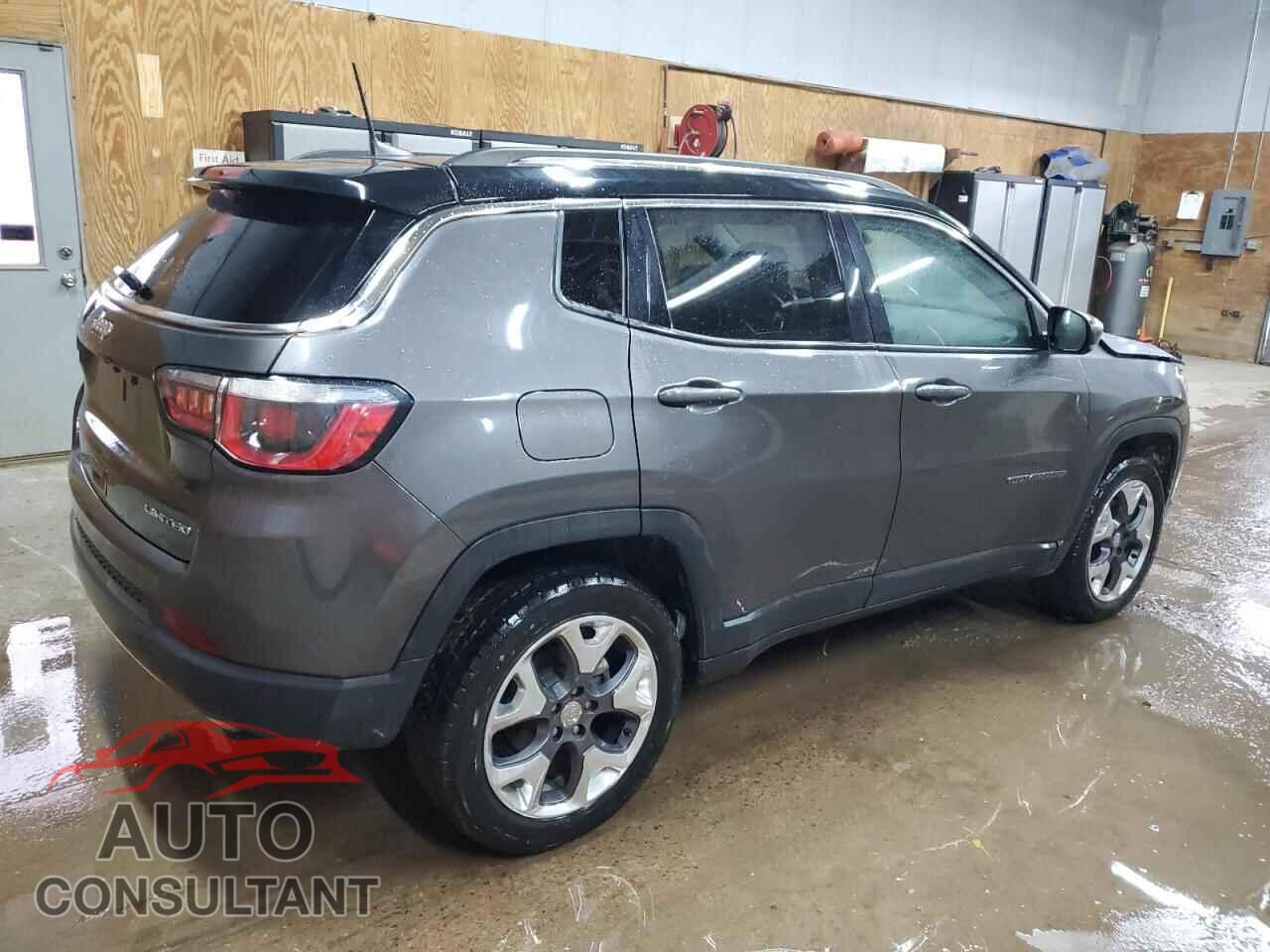 JEEP COMPASS 2018 - 3C4NJDCB6JT135558