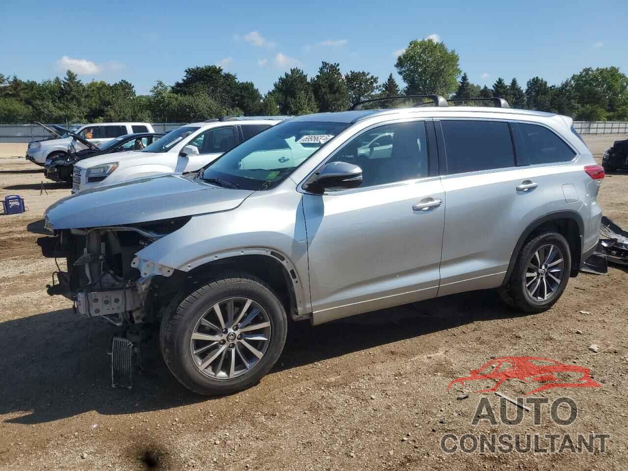 TOYOTA HIGHLANDER 2017 - 5TDJZRFH1HS434304