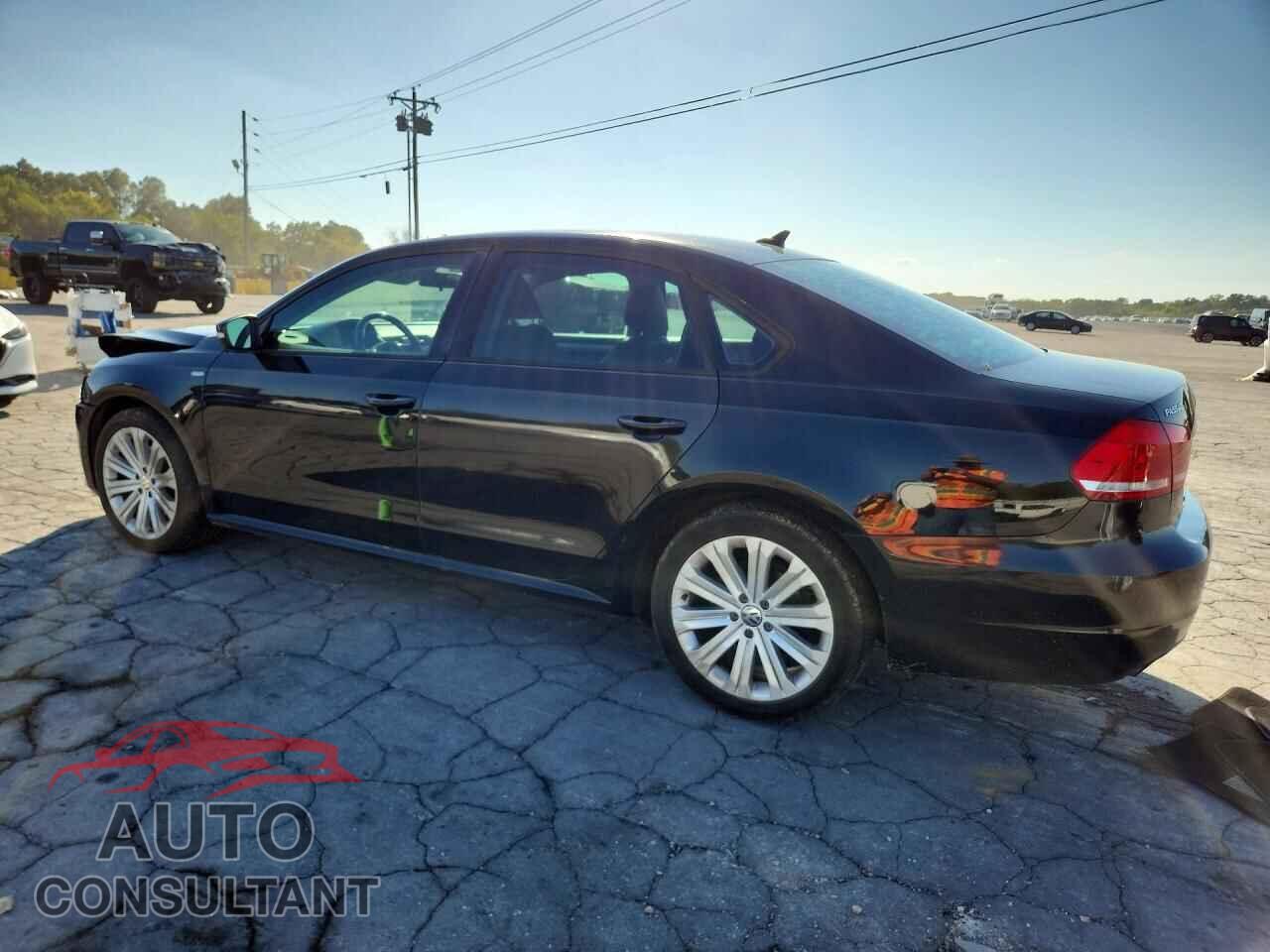 VOLKSWAGEN PASSAT 2015 - 1VWAT7A38FC010793