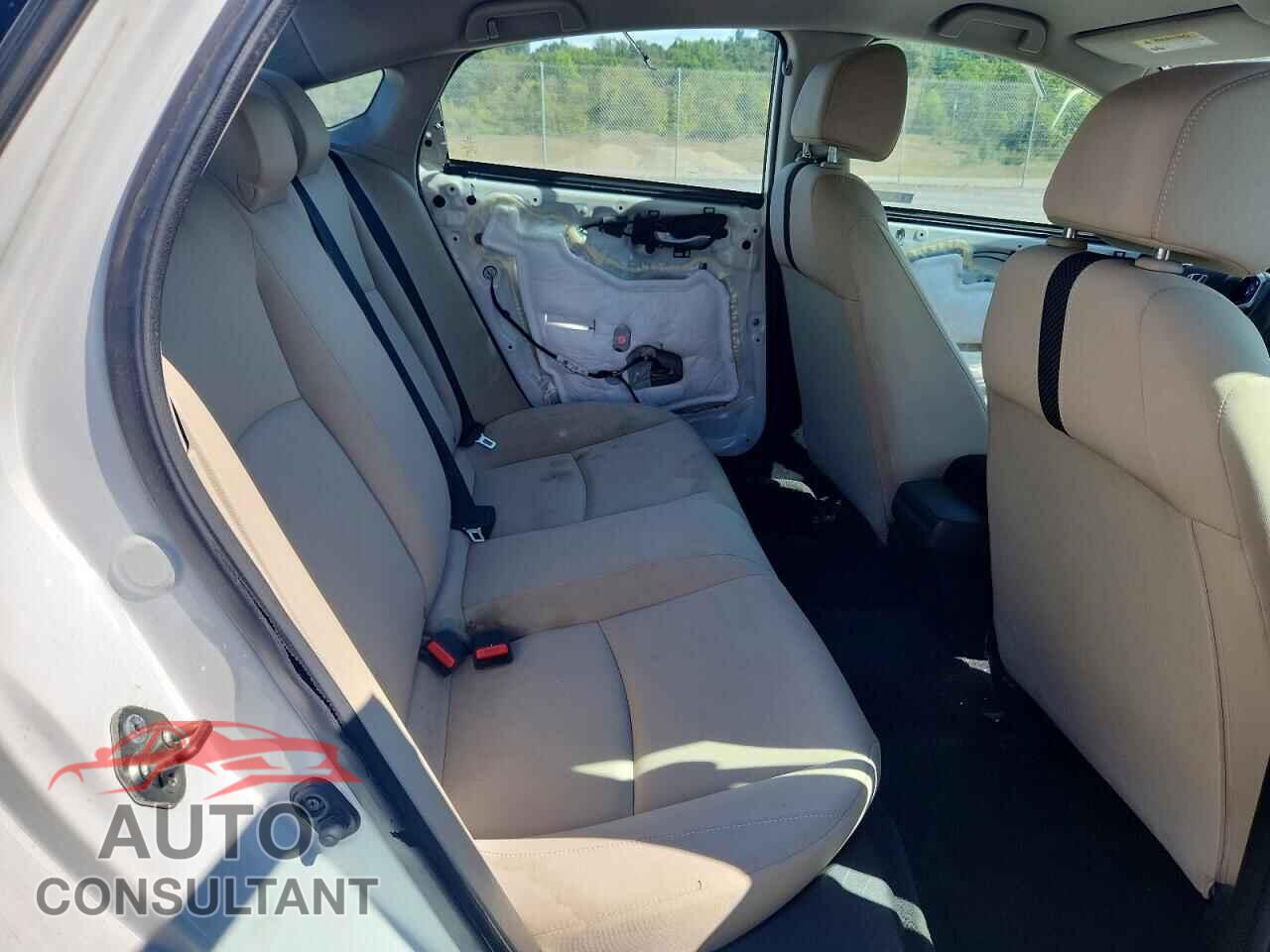 HONDA CIVIC 2019 - 2HGFC2F63KH558708