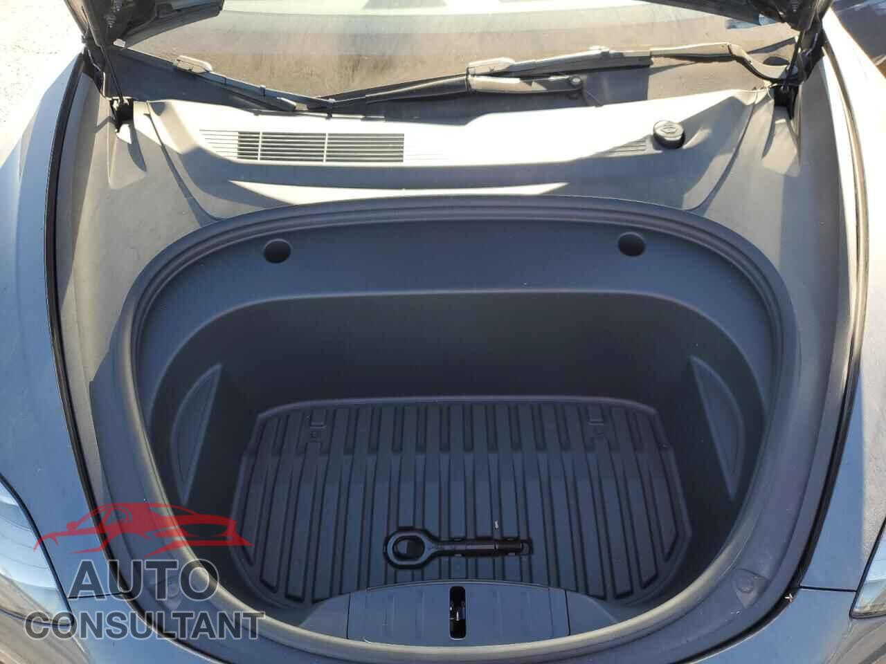 TESLA MODEL 3 2023 - 5YJ3E1EA9PF686962