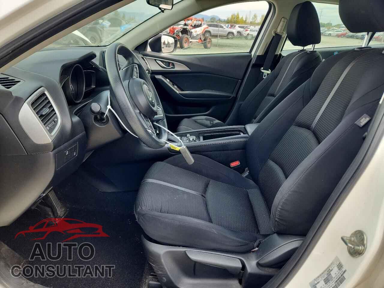 MAZDA 3 2017 - 3MZBN1U78HM157658