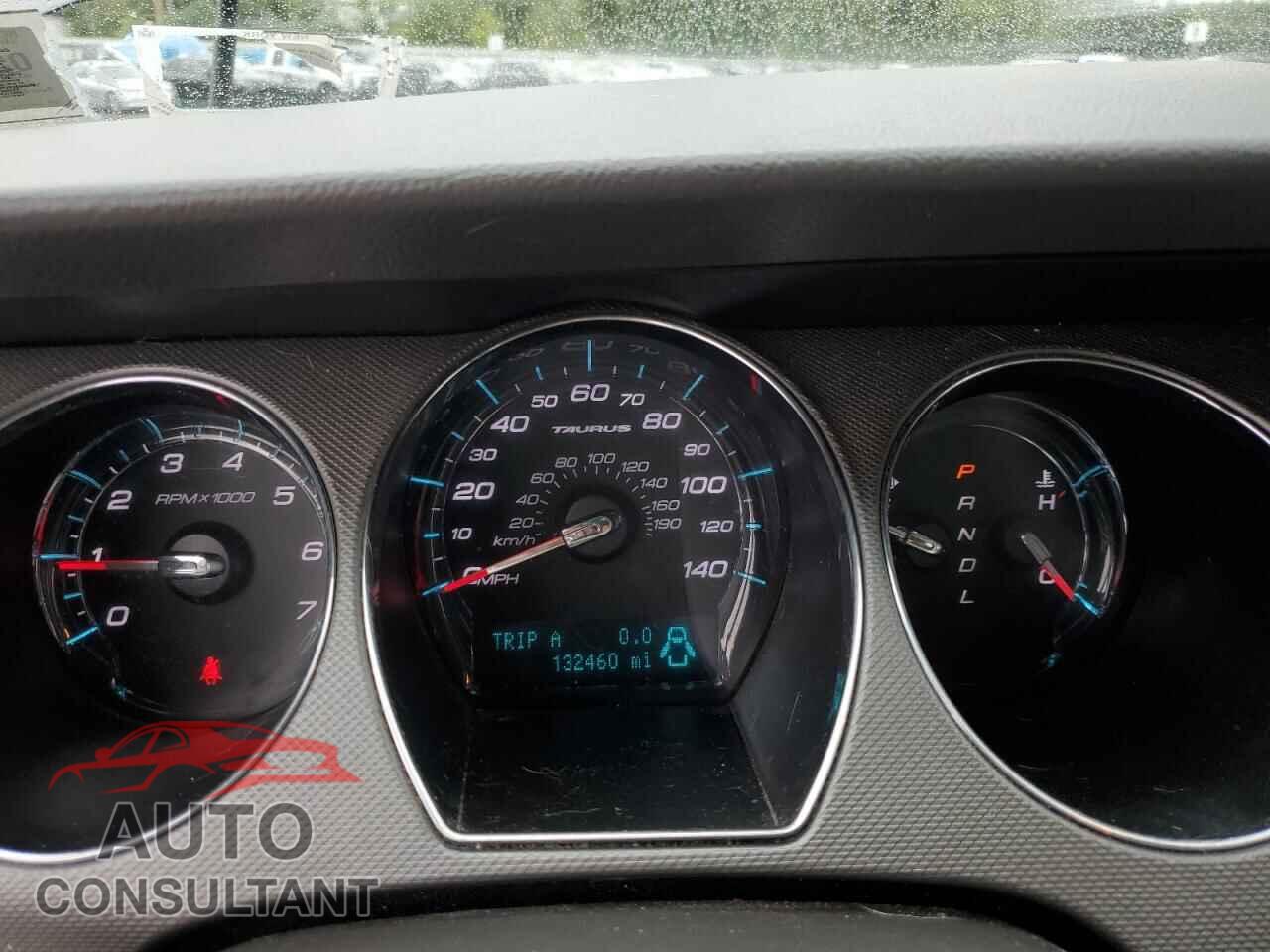 FORD TAURUS 2011 - 1FAHP2DW4BG145650