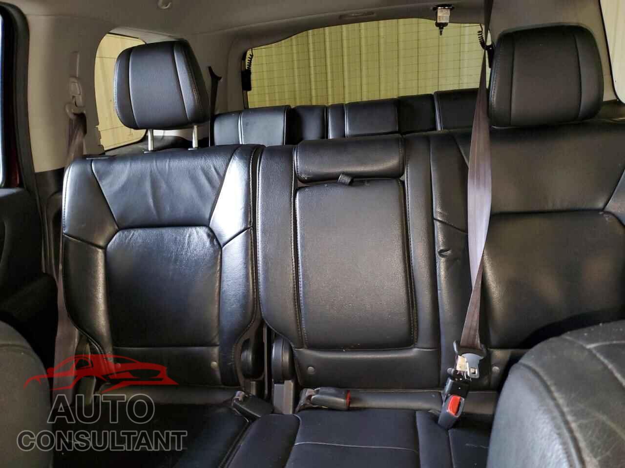 HONDA PILOT 2012 - 5FNYF4H50CB061038
