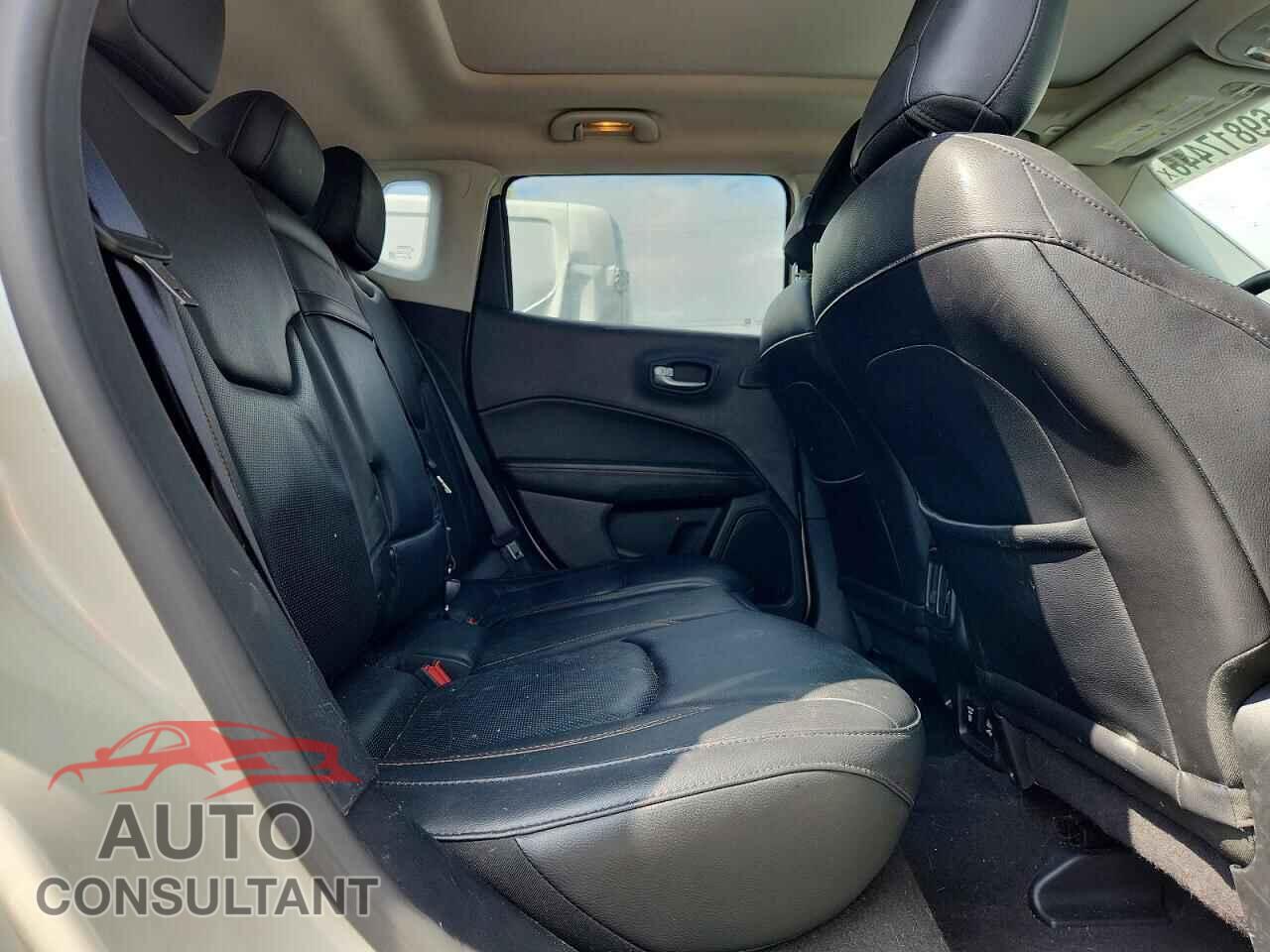 JEEP COMPASS 2018 - 3C4NJDCBXJT127737