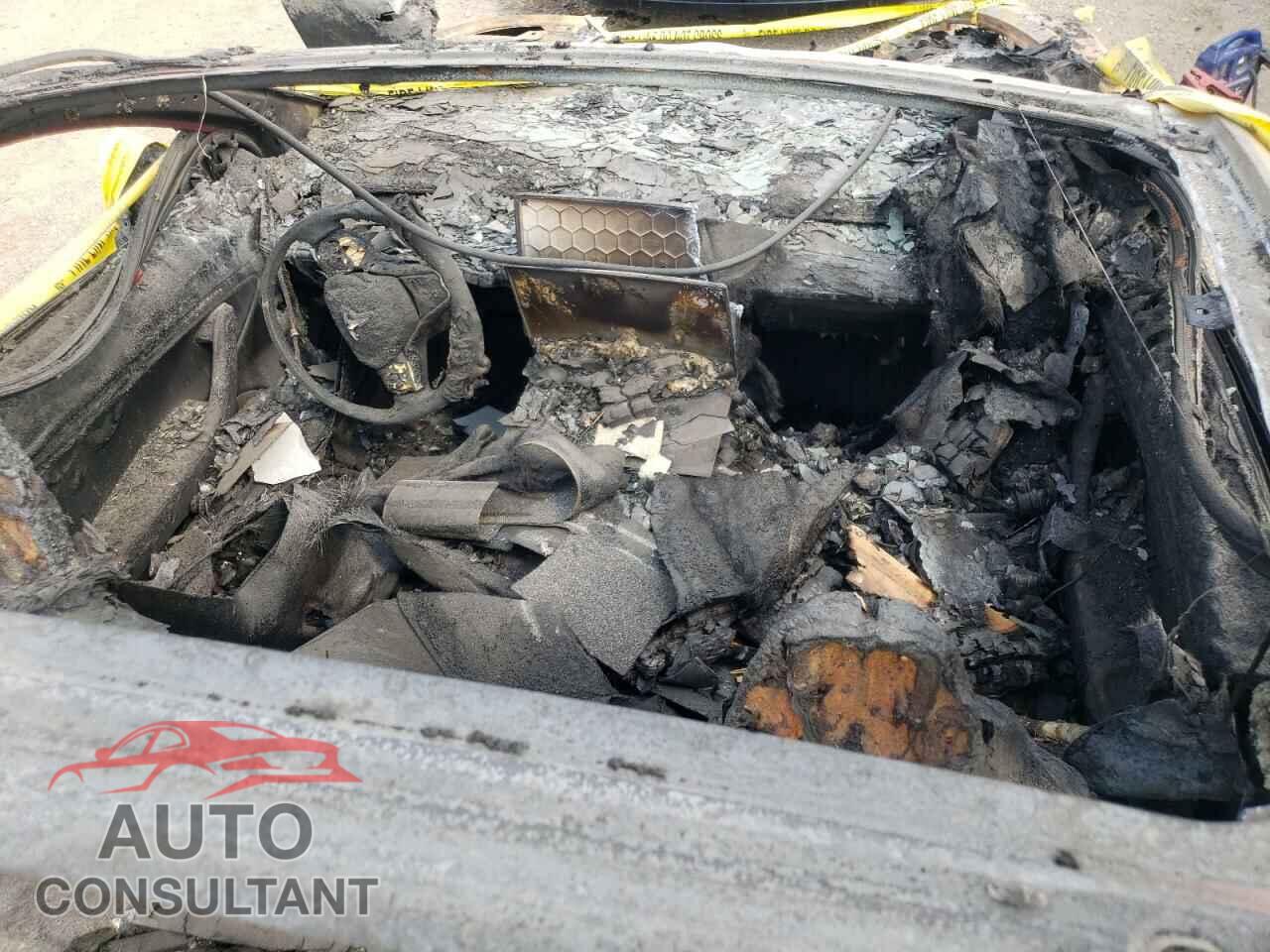 TESLA MODEL 3 2018 - 5YJ3E1EB3JF104855