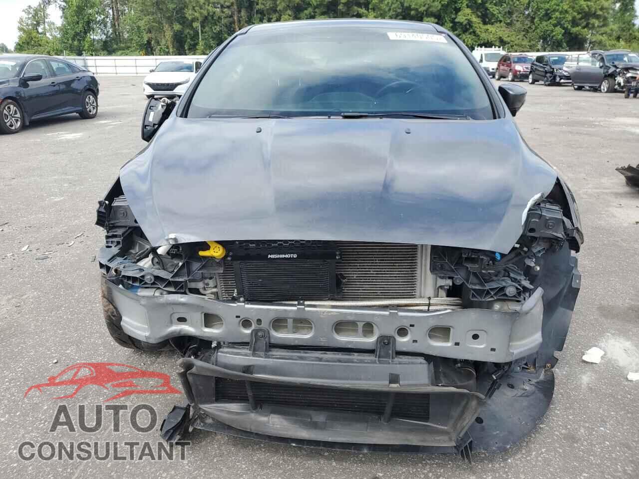 FORD FOCUS 2017 - 1FADP3L96HL229338