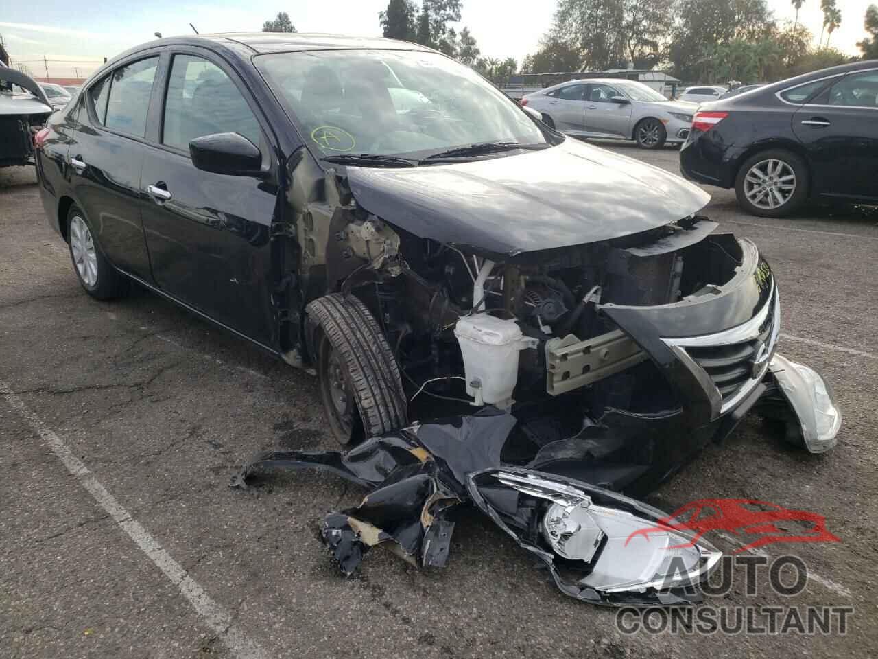 NISSAN VERSA 2019 - 3N1CN7APXKL836300