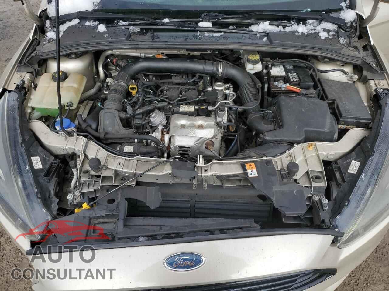 FORD FOCUS 2018 - 1FADP3FE4JL200712