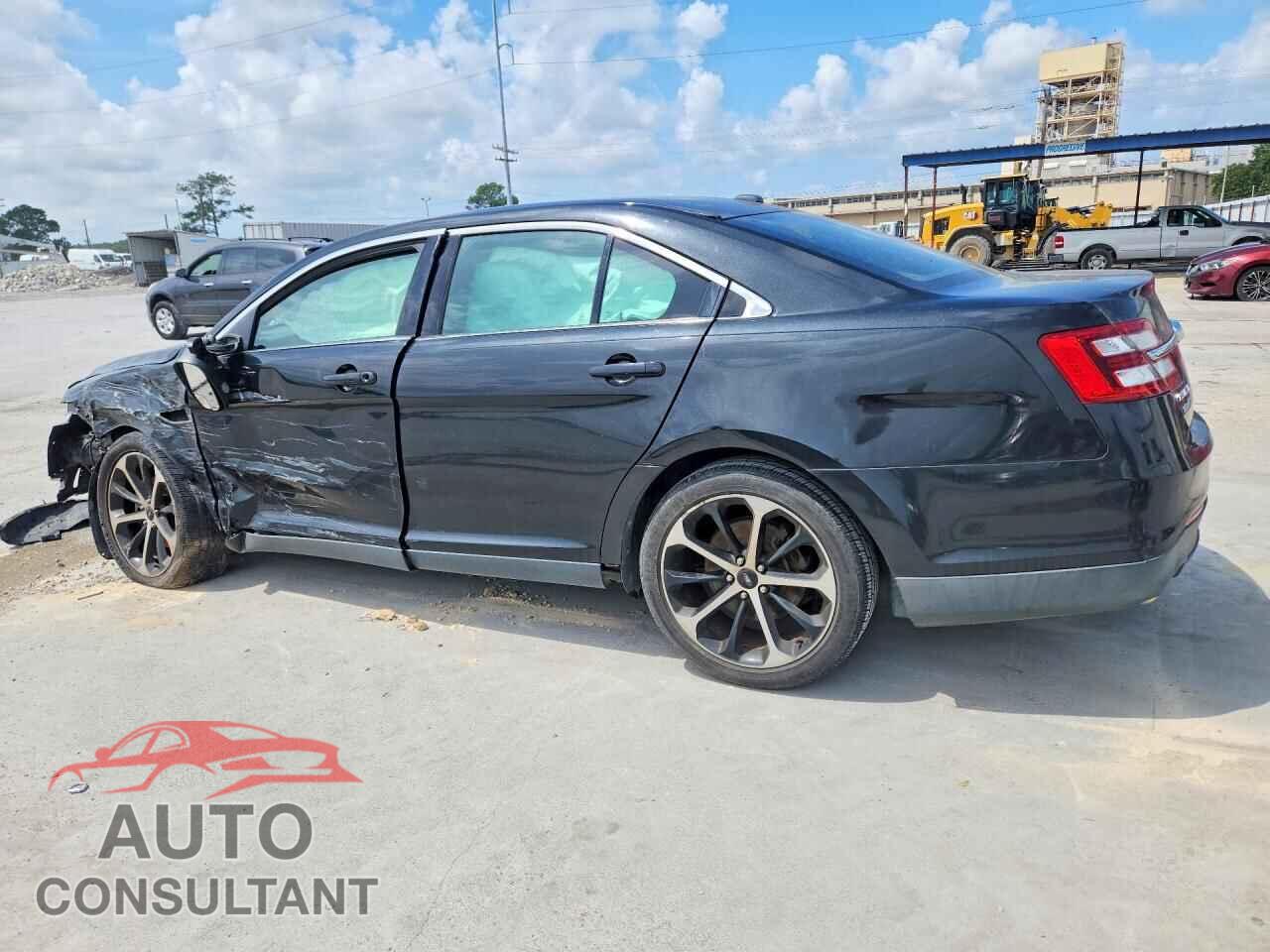 FORD TAURUS 2015 - 1FAHP2E86FG156574