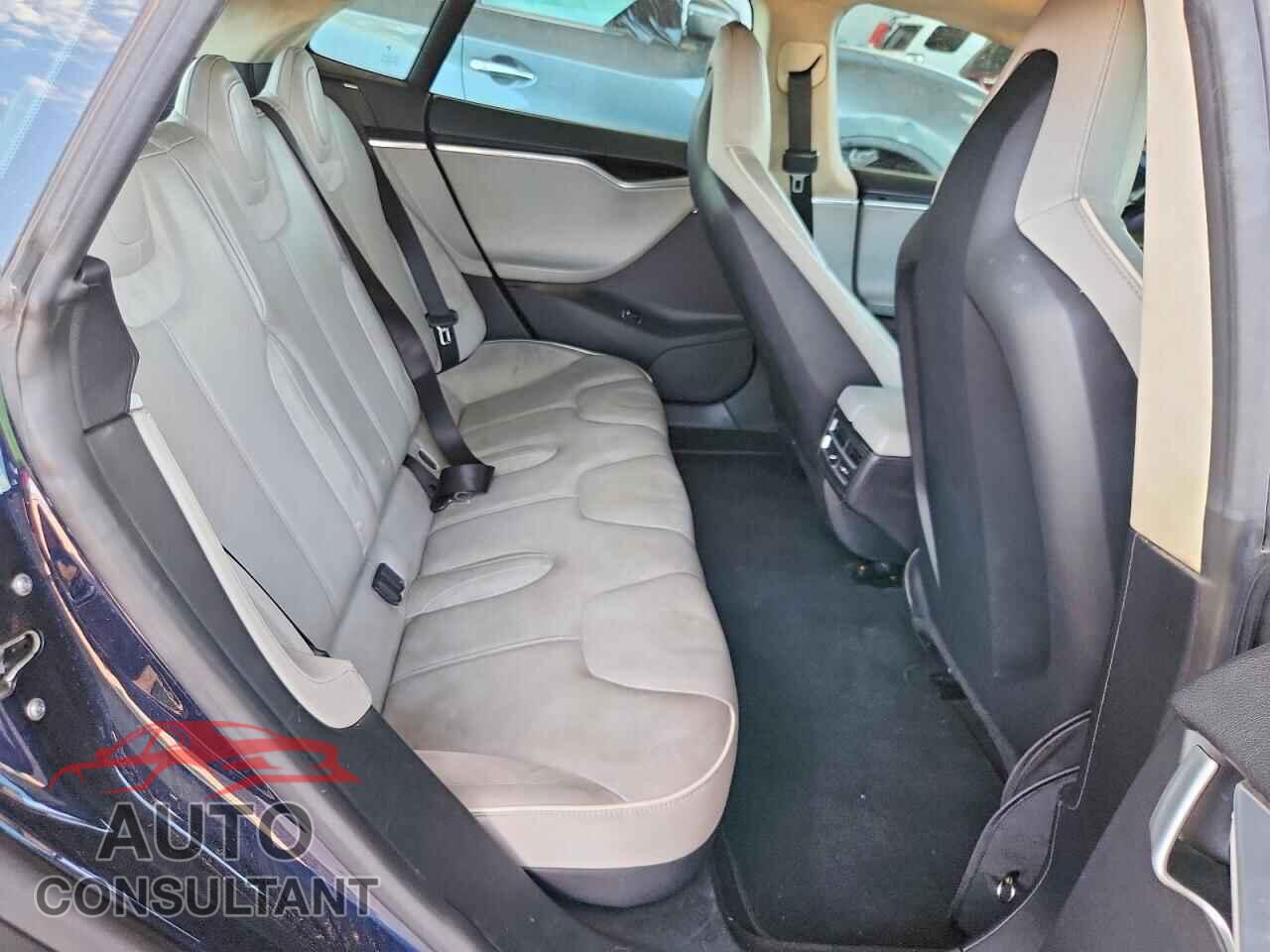 TESLA MODEL S 2013 - 5YJSA1DP6DFP04598