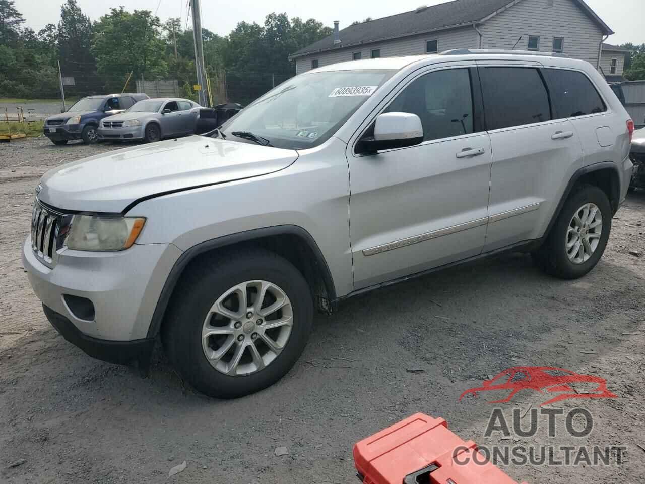 JEEP GRAND CHER 2011 - 1J4RR4GG3BC581321