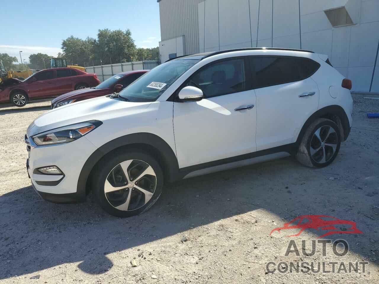 HYUNDAI TUCSON 2018 - KM8J3CA20JU651437