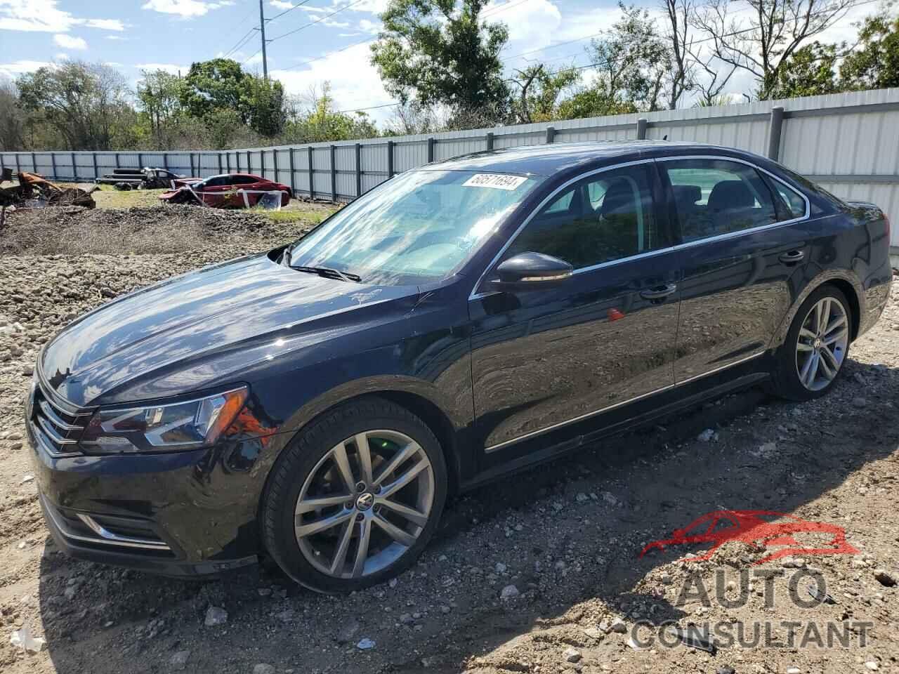 VOLKSWAGEN PASSAT 2017 - 1VWAT7A35HC046511