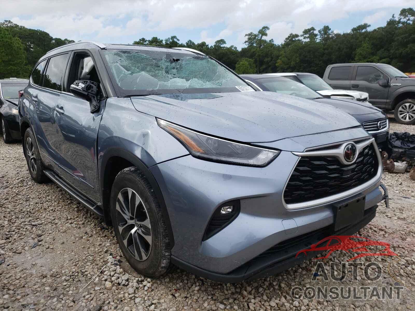 TOYOTA HIGHLANDER 2021 - 5TDGZRAH5MS033916