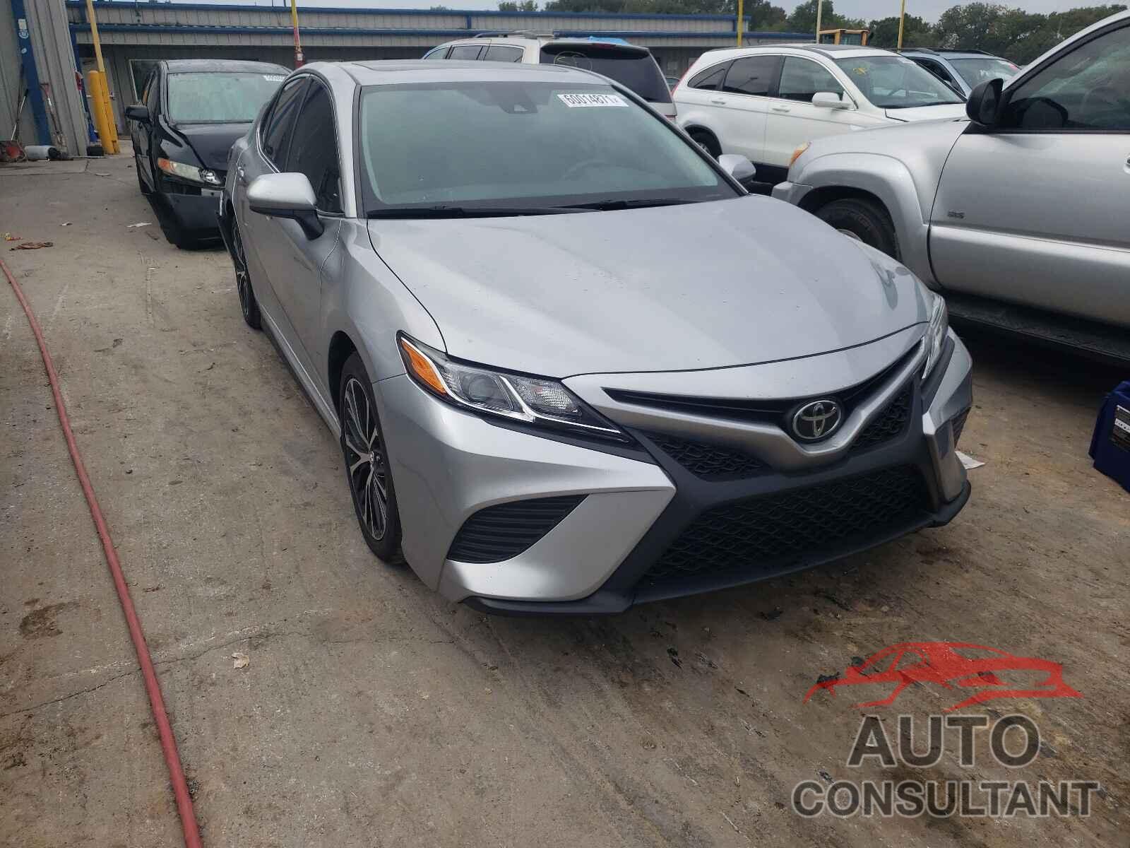TOYOTA CAMRY 2020 - 4T1G11AK4LU931255