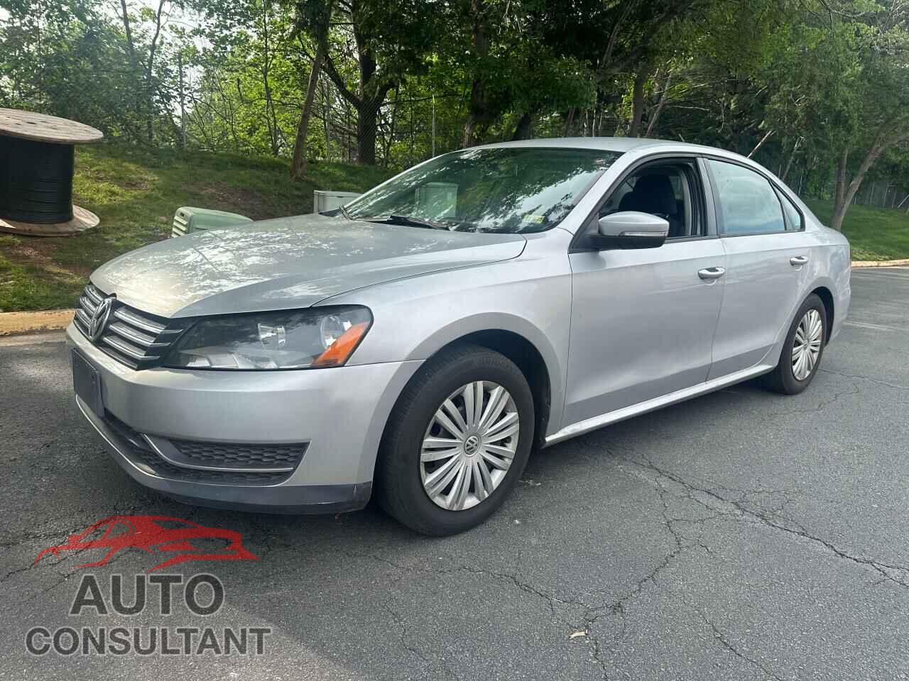 VOLKSWAGEN PASSAT 2014 - 1VWAT7A34EC065367