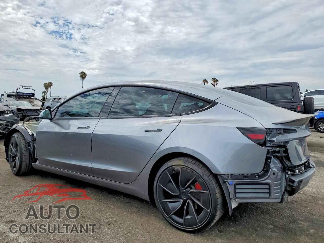 TESLA MODEL 3 2026 - 5YJ3E1ET0TF154818