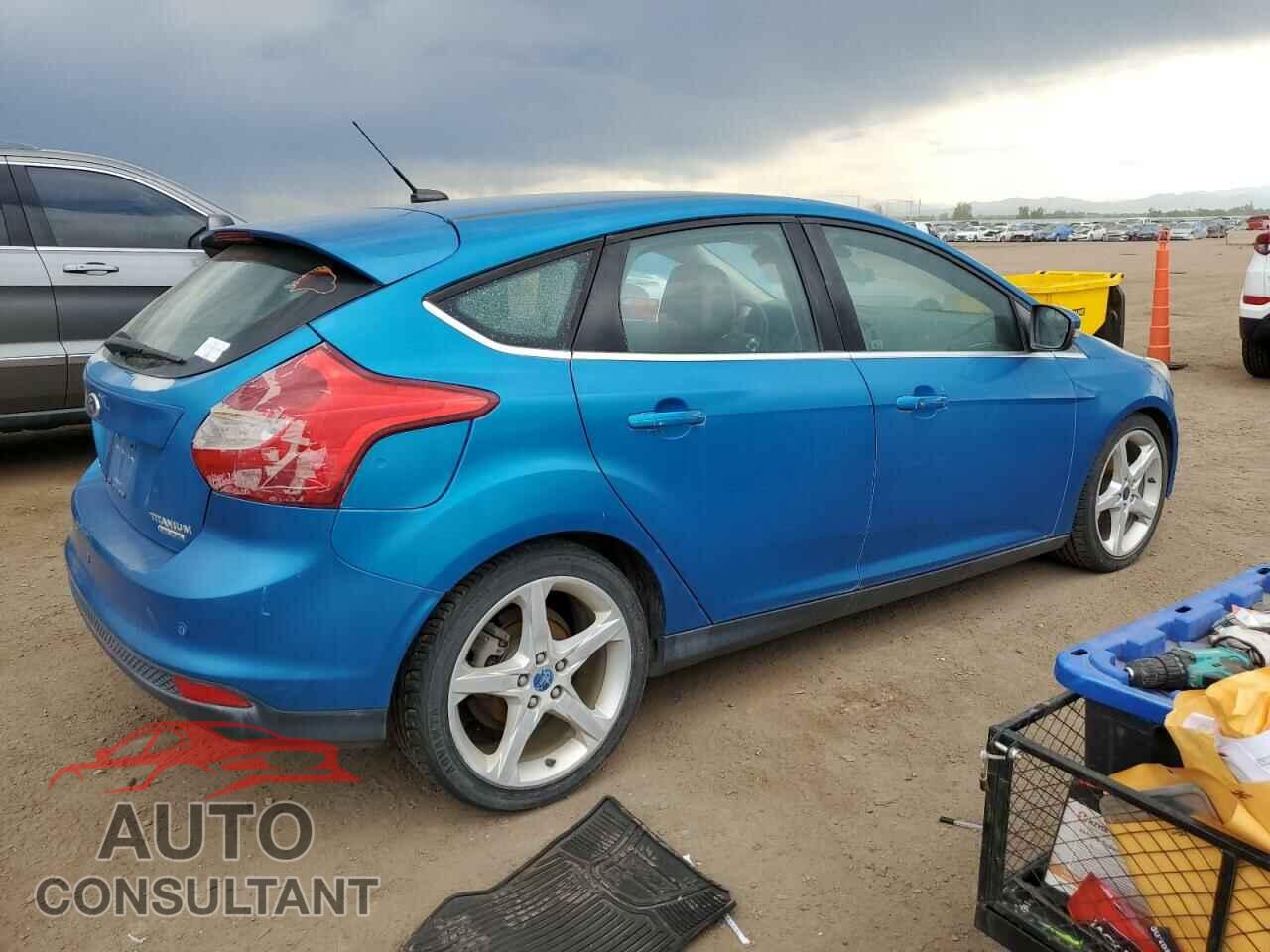 FORD FOCUS 2012 - 1FAHP3N27CL467287