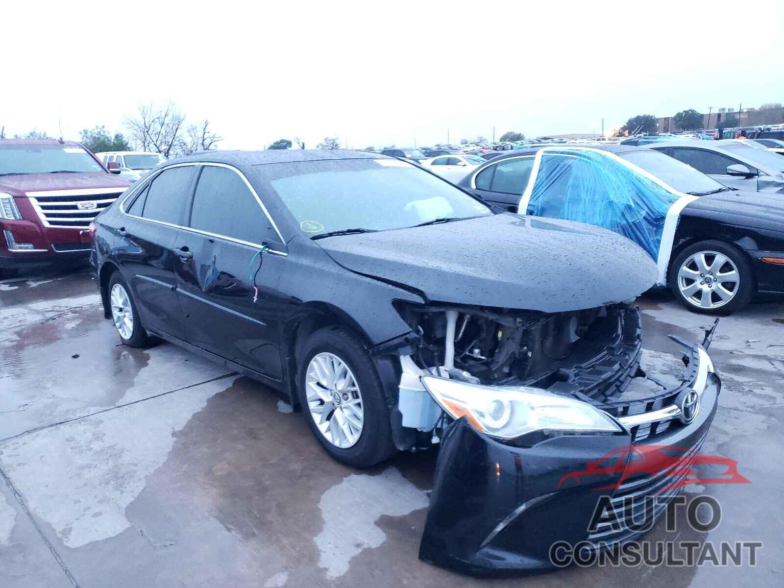 TOYOTA CAMRY 2016 - 4T4BF1FK0GR543570