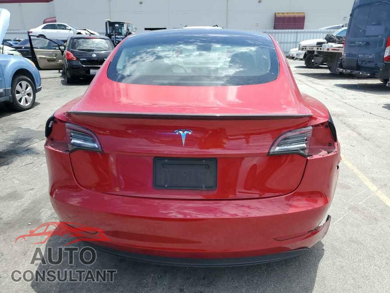 TESLA MODEL 3 2021 - 5YJ3E1EA1MF843329