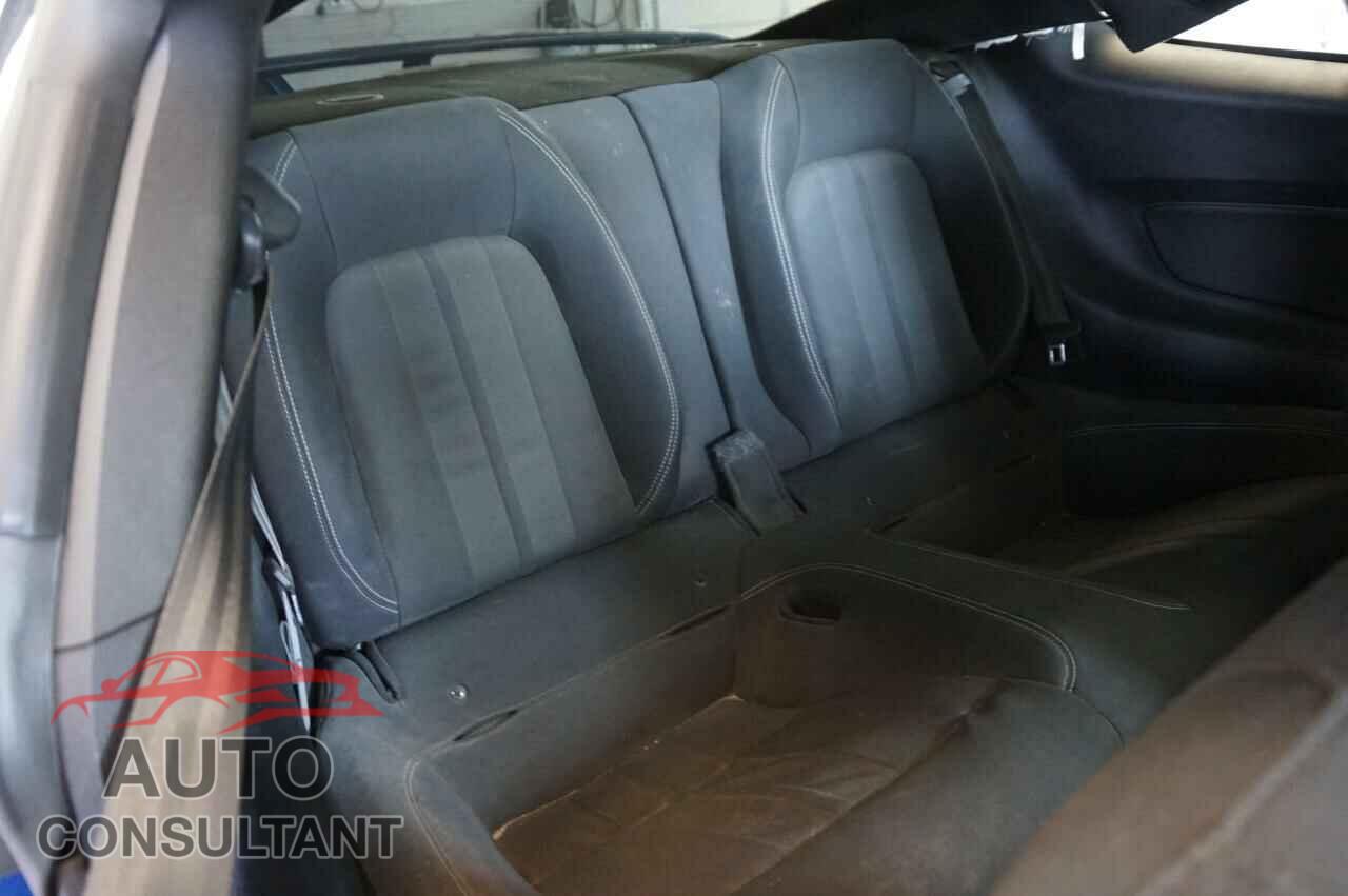 FORD MUSTANG 2018 - 1FA6P8CF9J5123679