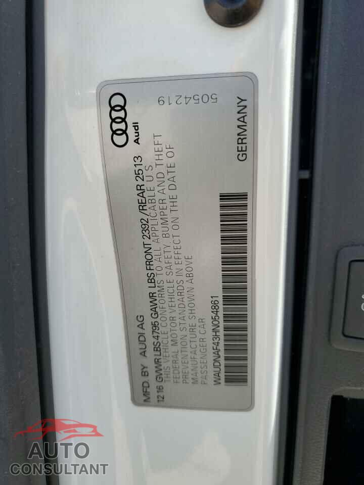 AUDI A4 2017 - WAUDNAF43HN054861
