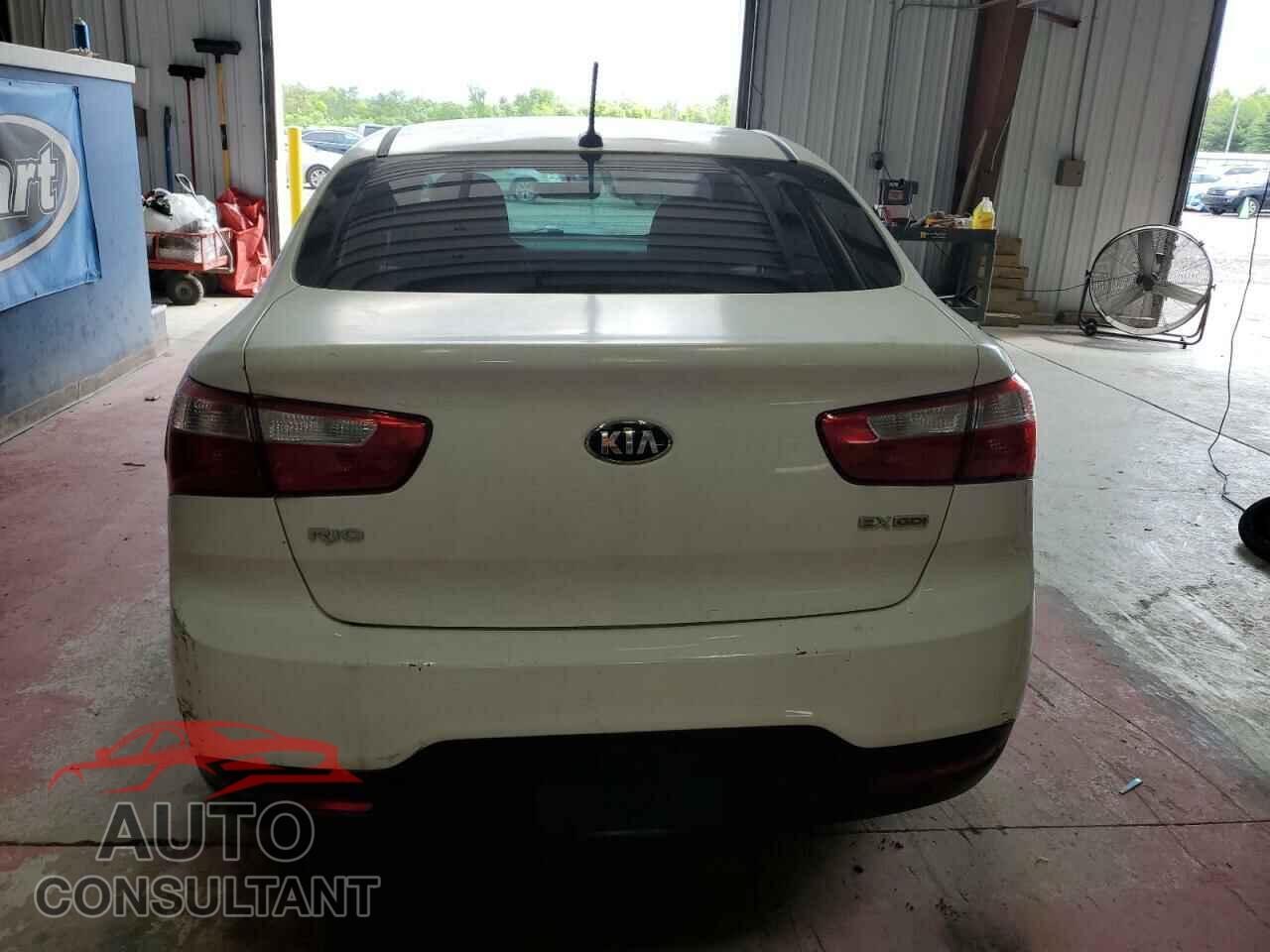 KIA RIO 2014 - KNADN4A33E6356382