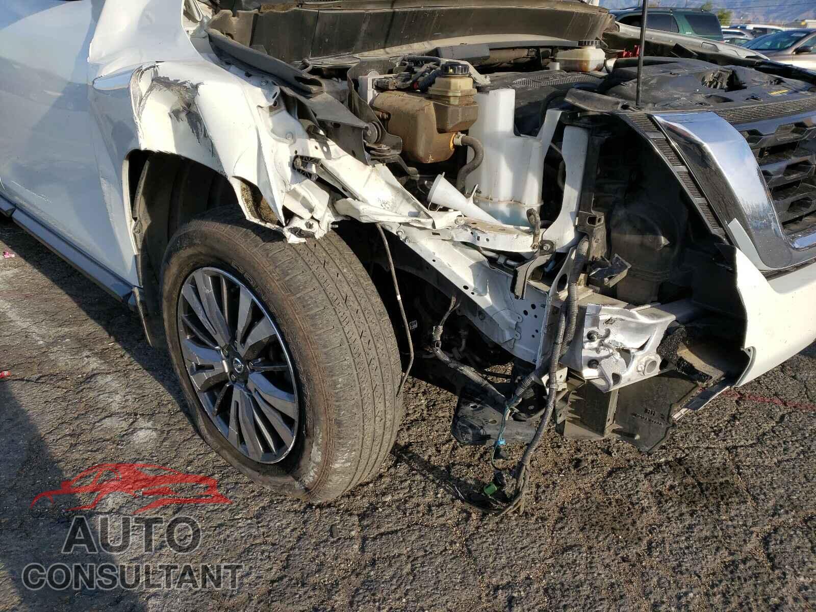 NISSAN PATHFINDER 2017 - 5N1DR2MN0HC626338