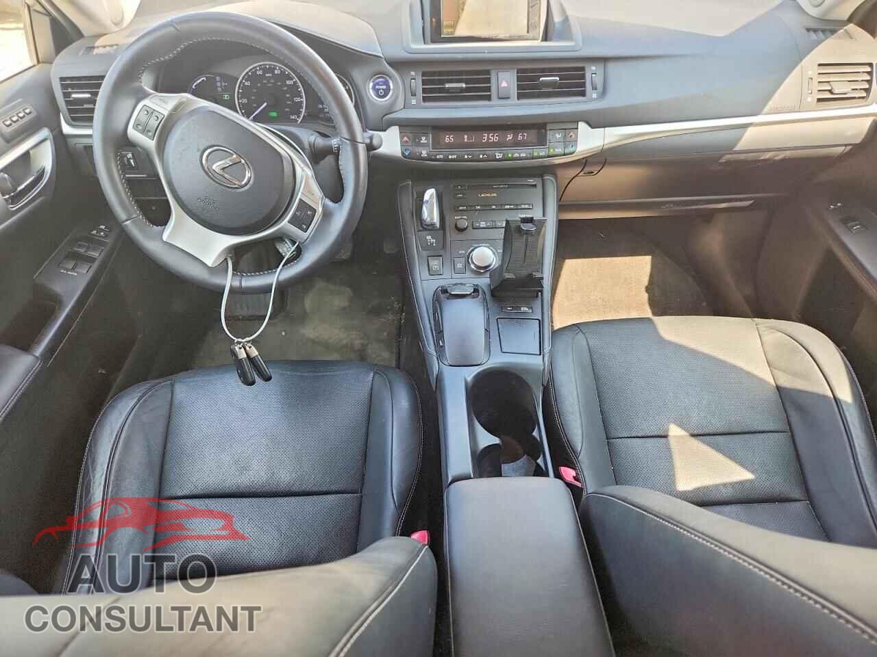 LEXUS CT 200 2012 - JTHKD5BH8C2106877