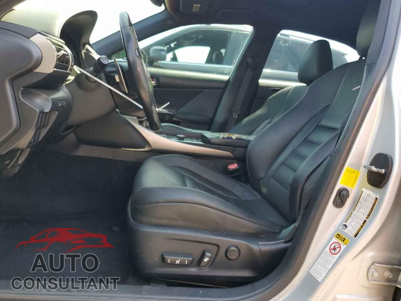 LEXUS IS 2014 - JTHBF1D28E5008557