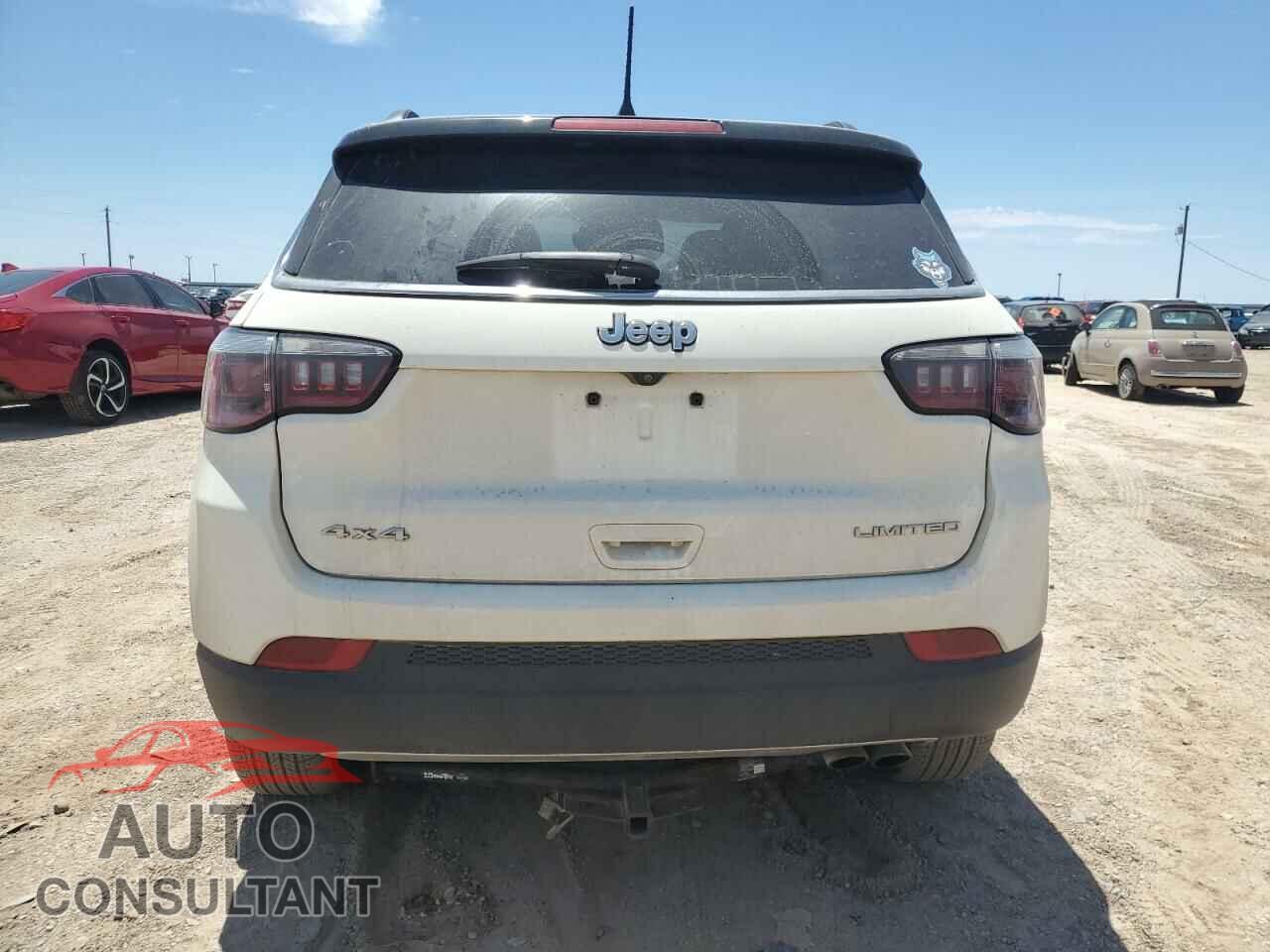 JEEP COMPASS 2018 - 3C4NJDCB2JT360463