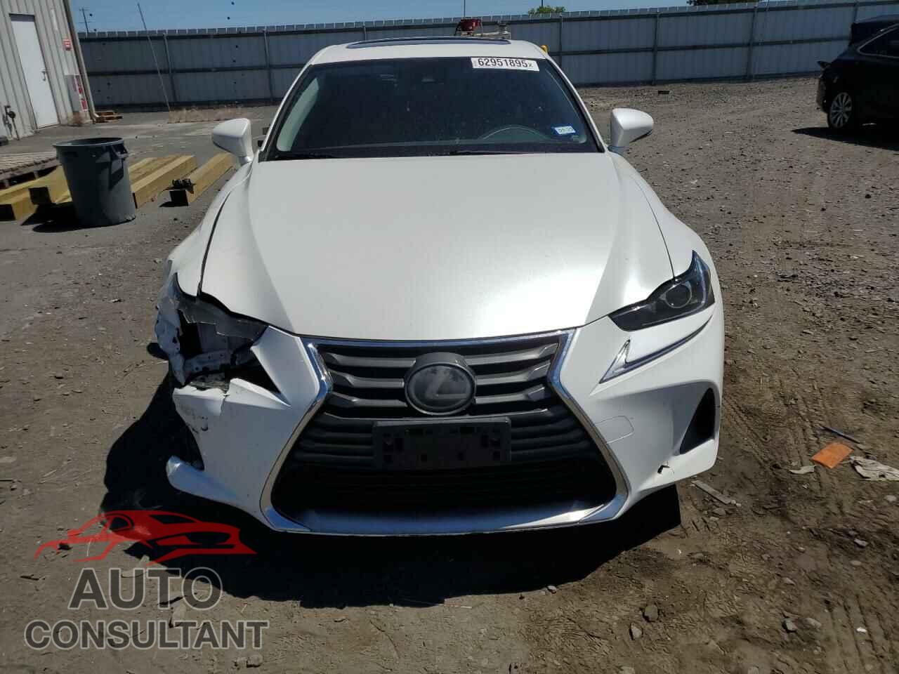 LEXUS IS 2018 - JTHBA1D28J5073711