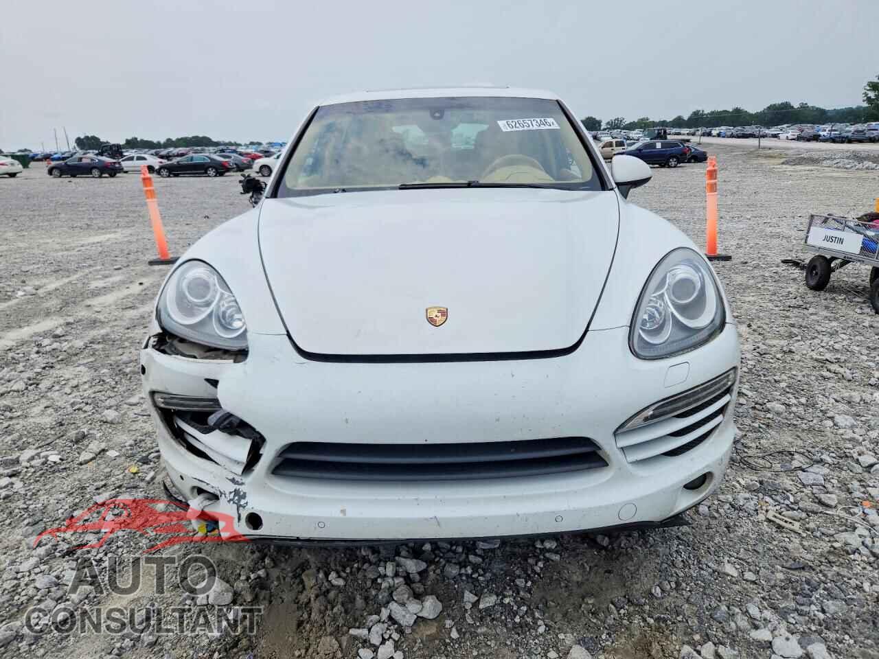 PORSCHE CAYENNE 2012 - WP1AA2A2XCLA07715