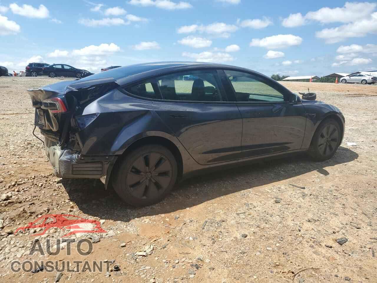 TESLA MODEL 3 2024 - 5YJ3E1EA3RF815457