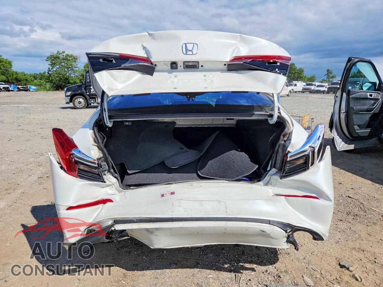 HONDA CIVIC 2024 - 2HGFE2F57RH517087