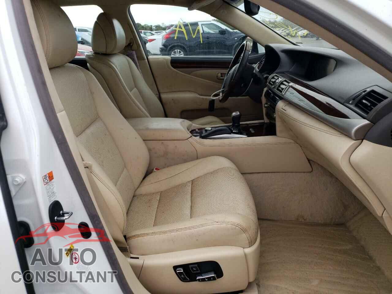 LEXUS LS460 2015 - JTHGL5EF9F5055105