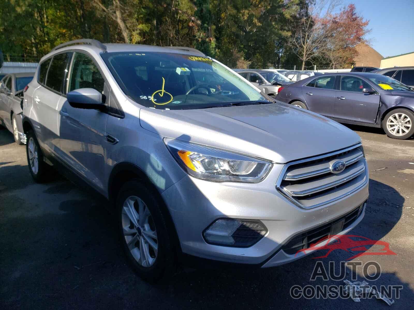 FORD ESCAPE 2018 - 1FMCU0HD0JUB27426